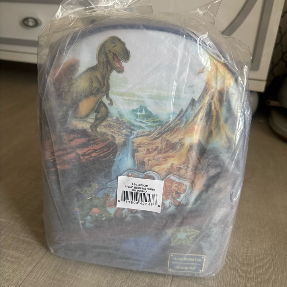 Loungefly land before time mini backpack NEW WITH TAGS